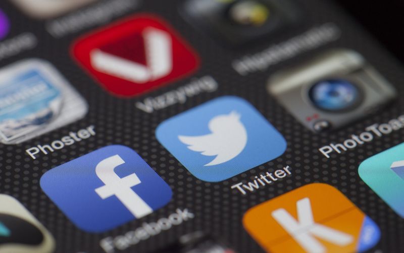 Featured image for “A Practical Guide to Social Networking”: Social Networking