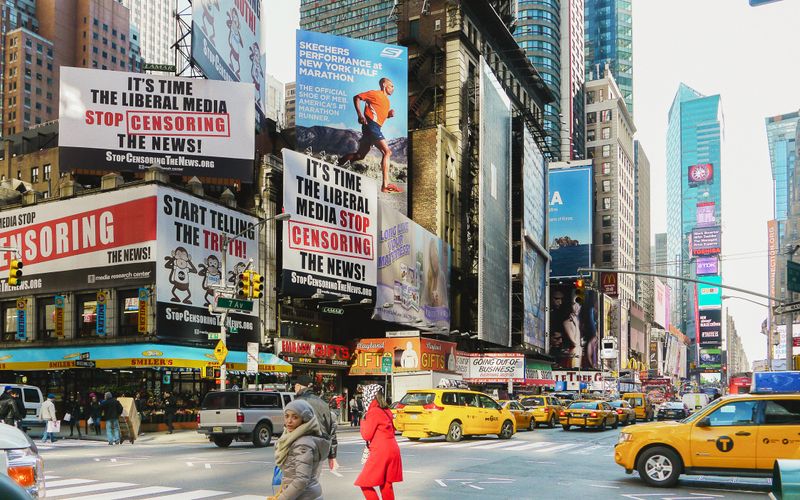 Featured image for “Case Study: Winning With Contextual Advertising”: Contextual Advertising
