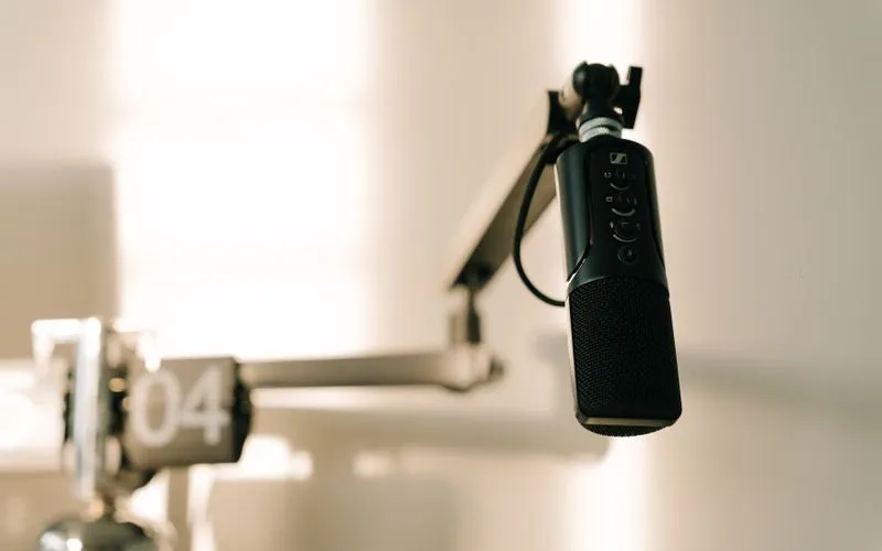 Featured image for “Common Podcast Advertising Mistakes (and How to Avoid Them)”: Podcast Advertising