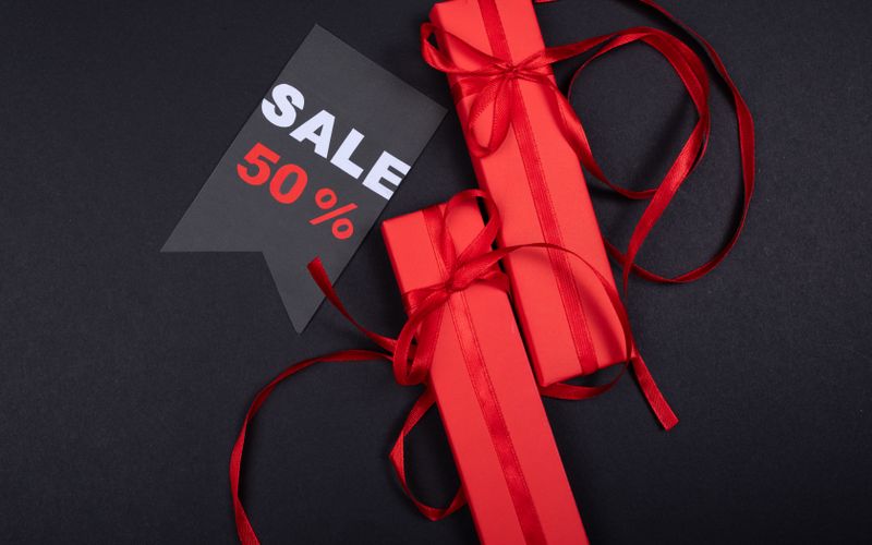 Featured image for “Mastering Daily Deal Marketing: A Marketer's Playbook”: Daily Deal Marketing